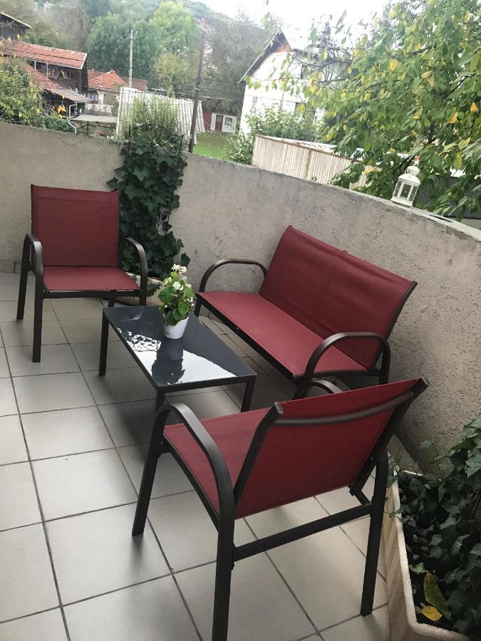 Garsoniera Mandrilor Apartment Slanic Ngoại thất bức ảnh